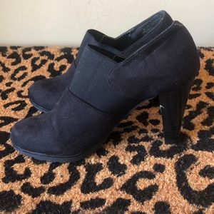 Heeled booties